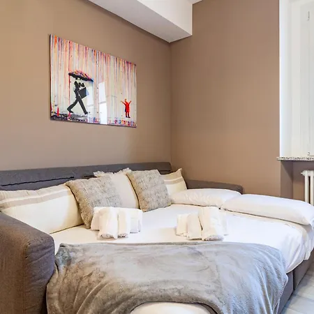 Isolino Bridge - Historic Center Apartment